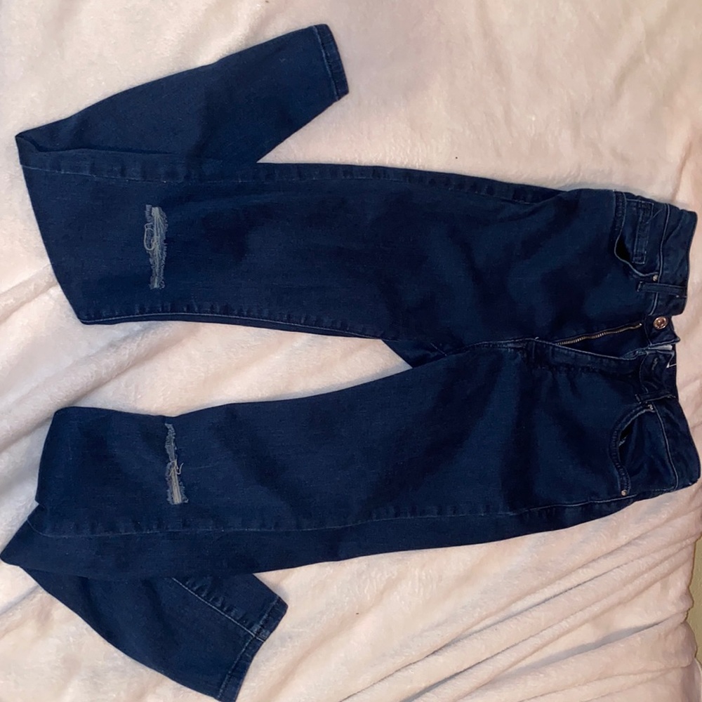 Forever 21 dark blue skinny jeans ripped